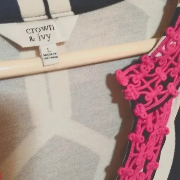 Navy Blue Lattice Print CLOSET CLOSING DEC 31ST - Picture 4 of 5